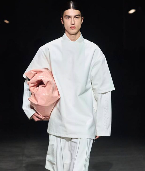7 Must-Have Accessories for Spring 2023