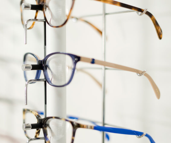 What You Should Know Before Buying Glasses Online