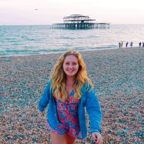 5 Must-Have Pieces for a Stylish Brighton Beach Day This Summer