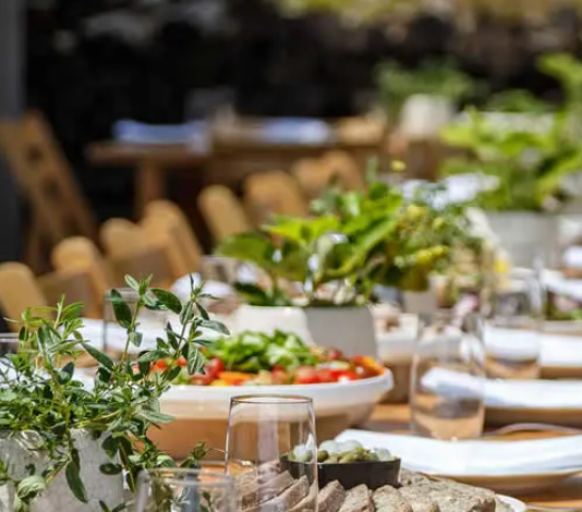 How to Host an Unforgettable Corporate Event