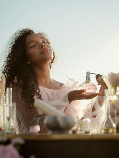 Exploring the World of Luxury Fragrances: An Invitation to Indulge
