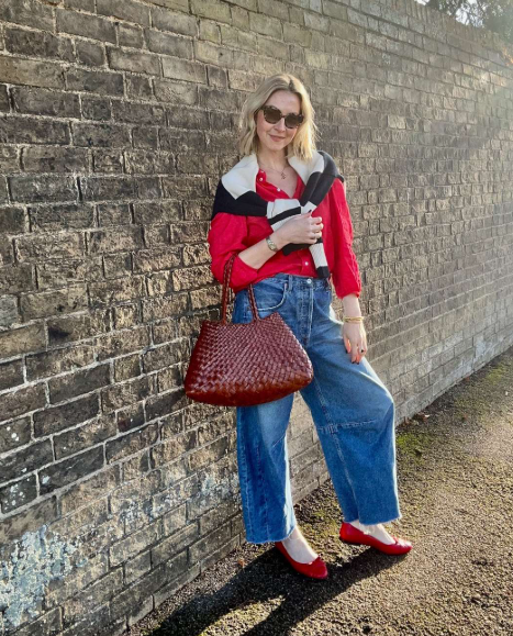 Mood-Boosting Fashion Trends: Bringing Joy and Vibrancy to Your Wardrobe