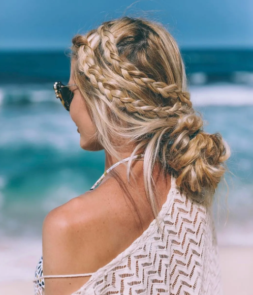 Vacation Hair Solutions: Easy Styles to Keep You Looking Great