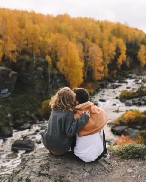 12 Fun Outdoor Date Ideas to Spice Up Your Nights