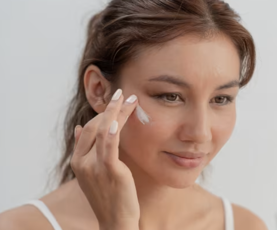 How to Look Refreshed Even When You’re Tired