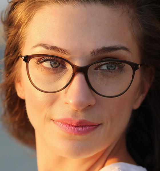 Makeup Tips for Glasses Wearers