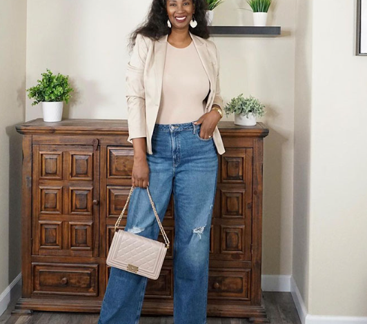 Casual Party Outfits: Effortlessly Stylish Looks for Every Occasion